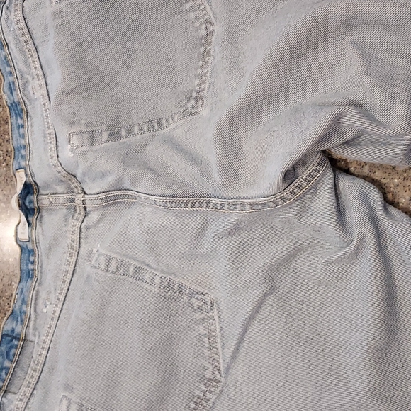 Lee Jean's Regular Fit - Picture 13 of 13